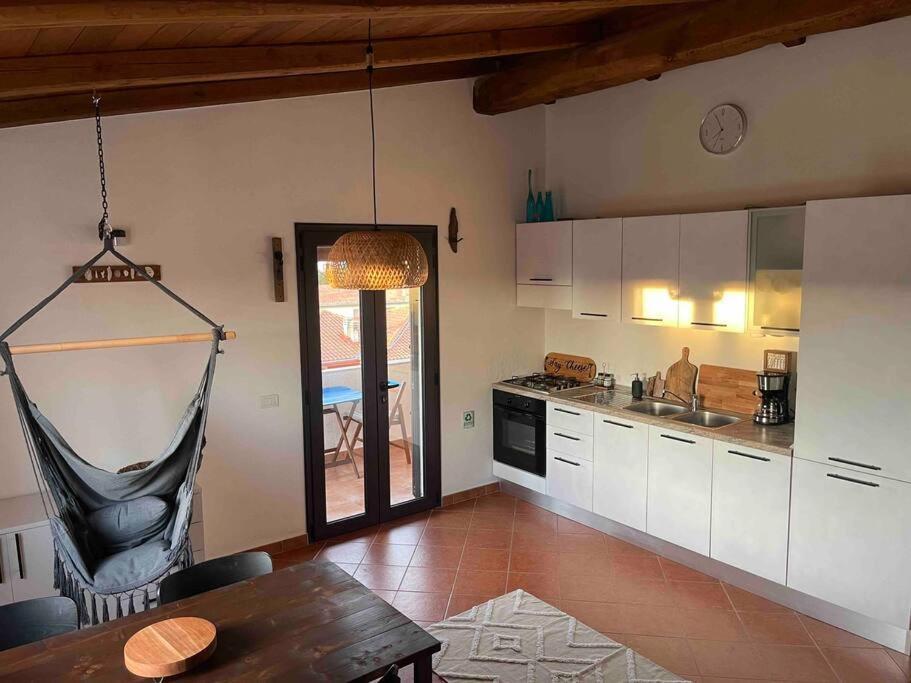 Charming Apartment With Parking, Mountain View, Close To The Beach Santa Maria Exterior foto