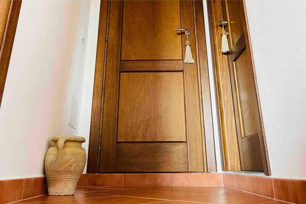 Charming Apartment With Parking, Mountain View, Close To The Beach Santa Maria Exterior foto